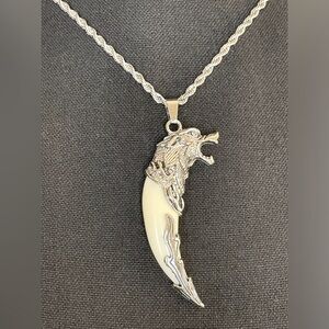 Faux Wolf Tooth Pendant Necklace with Wolf Head Stainless Steel Unisex